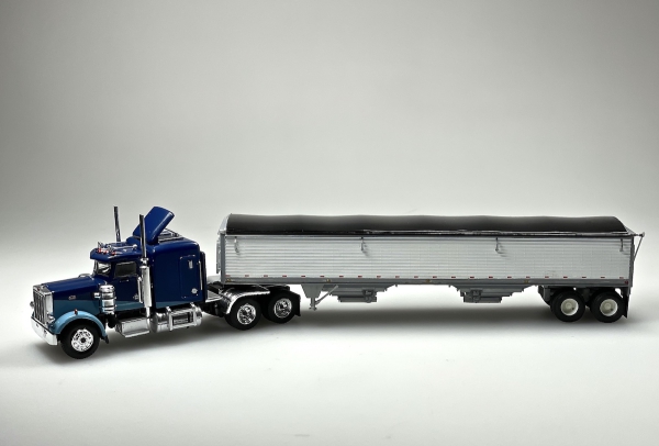 Lonestar LS6008 | H0 Wilson Pacesetter 43' Grain Trailer, white-black